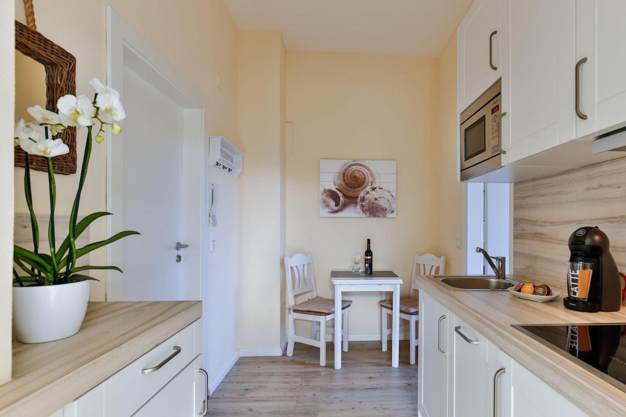 Appartement-5-Mit-Suedbalkon-In-Strandnaher-Lage-Baederstil-Villa-In-Wenningstedt-Sylt Εξωτερικό φωτογραφία